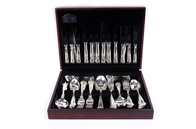 Lot 148 - A modern canteen of King’s pattern cutlery