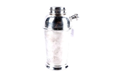 Lot 339 - A Bergdorf Goodman silver plated cocktail shaker