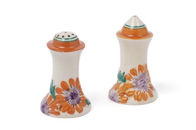 Lot 600 - A Clarice Cliff Bizarre ‘Marguerite’ pattern salt and pepperette