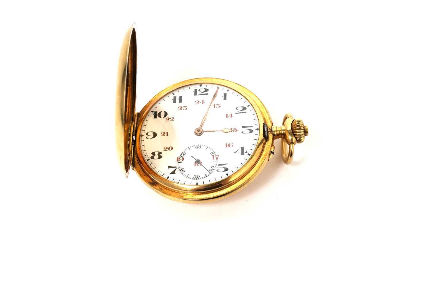 Lot 1064 - A yellow gold cased hunter pocket watch