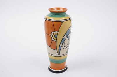 Lot 554 - A Clarice Cliff Bizarre ‘Zap’ pattern vase