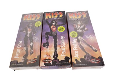 Lot 207 - ﻿Three Polar Lights 'KISS' destroyer model kits