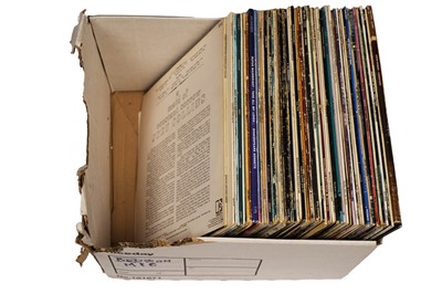 Lot 605 - A collectors' bundle of mixed records