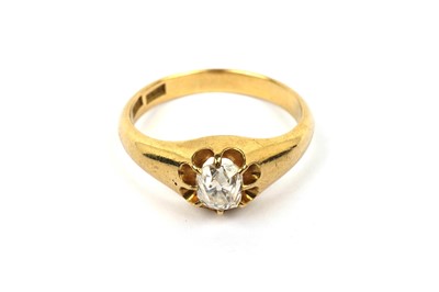 Lot 593 - A Victorian old cut diamond ring