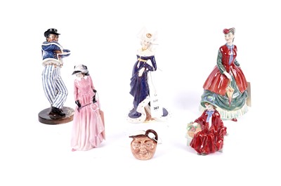 Lot 367 - A collection of Royal Doulton decorative ceramic figures