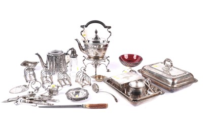 Lot 176 - A selection of late Victorian and later silver plated ware