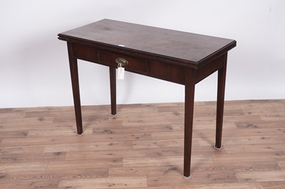 Lot 45 - A George III mahogany tea table