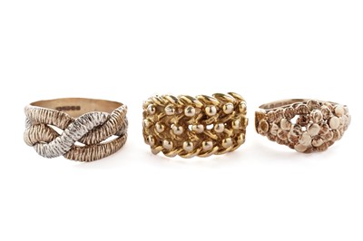 Lot 19 - Three 9ct gold rings