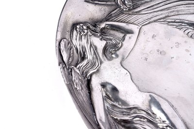 Lot 261 - A German pewter oval tray
