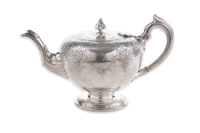 Lot 95 - A Victorian Scottish silver three-piece tea set