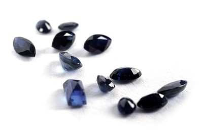 Lot 299 - A selection of loose blue sapphires