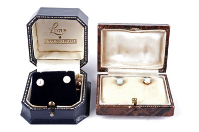 Lot 130 - A collection of gold gemstone set and other earrings