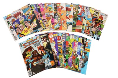 Lot 107 - Batman, Teen Titans and other comics by DC Comics