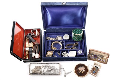 Lot 264 - A collection of wristwatches and costume jewellery