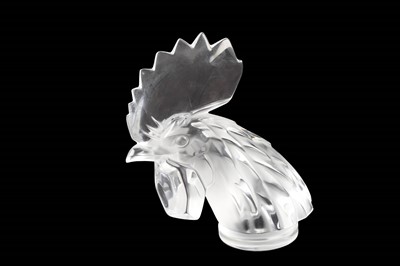 Lot 889 - A Lalique cockerel head 'car mascot' paperweight