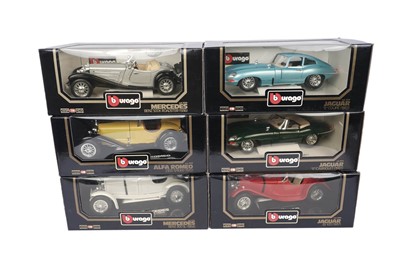 Lot 151 - A collection of Bburago 1:18 scale diecast model cars