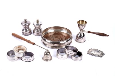 Lot 413 - A selection of silver tableware