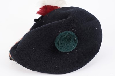 Lot 82 - Highland Light Infantry other ranks Kilmarnock bonnet