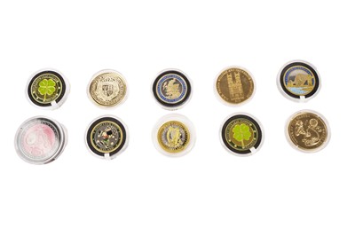 Lot 509 - A collection of commemorative coins sets