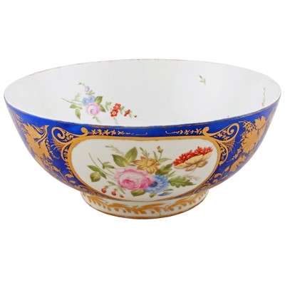 Lot 62 - A mid/late 19th Century French porcelain punch bowl