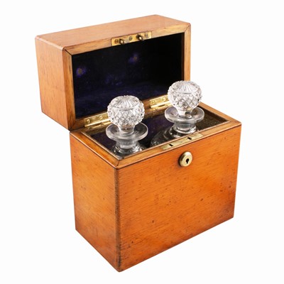 Lot 405 - A Victorian Oak decanter box