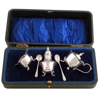 Lot 235 - A cased set of George V silver condiments by Joseph Gloster