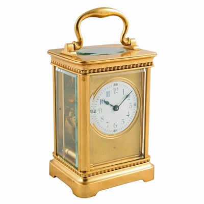 Lot 287 - A French brass carriage clock