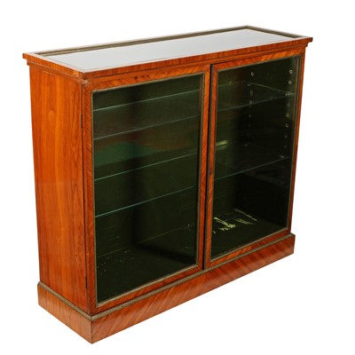 Lot 465 - A Victorian kingwood vitrine