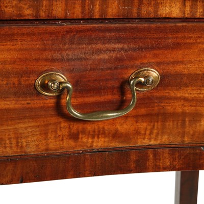 Lot 473 - A fine George III mahogany serpentine side table in the Hepplewhite style