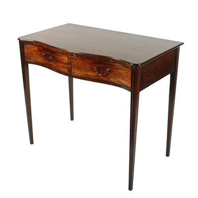 Lot 473 - A fine George III mahogany serpentine side table in the Hepplewhite style