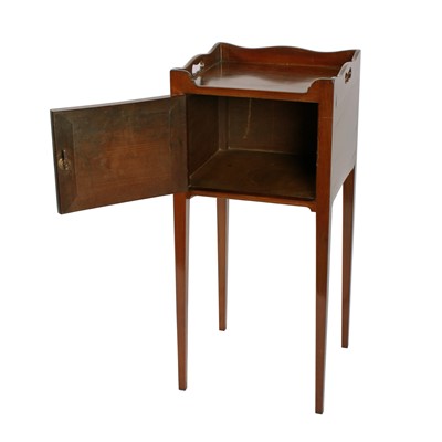 Lot 501 - A George III mahogany bedside cabinet