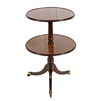 Lot 542 - A Regency mahogany two-tier drop leaf dumb waiter