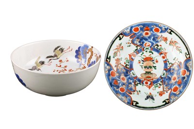 Lot 20 - A late 19th Century Japanese Arita porcelain bowl; and a Chinese Kangxi Plate