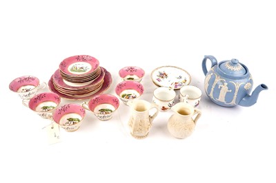 Lot 54 - A selection of ceramic items