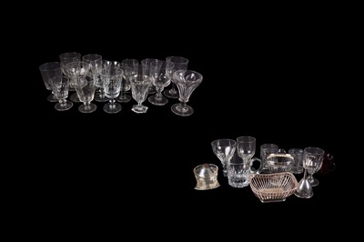 Lot 73 - A selection of glassware