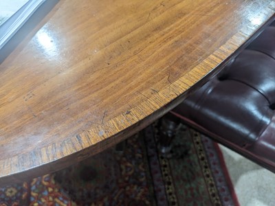 Lot 86 - A Regency mahogany and kingwood banded tilt action breakfast table