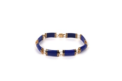 Lot 671 - A lapis lazuli bracelet