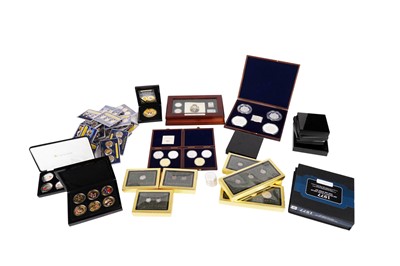 Lot 518 - A collection of proof coin sets and others