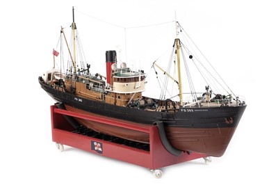 Lot 671 - A hand-built remote control scale model of the Fleetwood steam trawler 'Margaret Wicks'