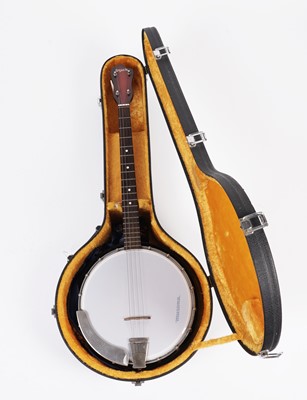 Lot 74 - A Ozark tenor banjo