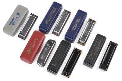 Lot 39 - Six harmonicas