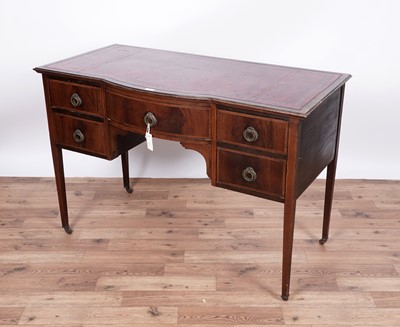 Lot 89 - An Edwardian mahogany and writing desk