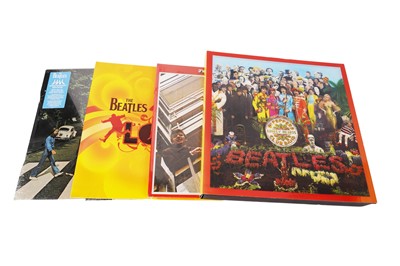 Lot 41 - Four records by The Beatles