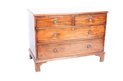 Lot 641 - A George III mahogany chest of drawers