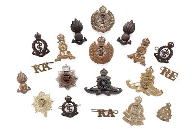 Lot 159 - A selection of military cap and other badges