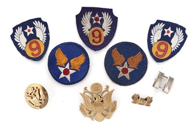 Lot 161 - US Arm Forces badges