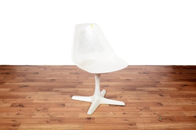 Lot 37 - Maurice Burke for Arkana; a model 115 white swivel chair