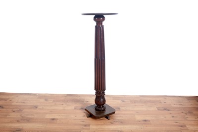 Lot 45 - An early 20th Century Regency-style mahogany jardinière stand