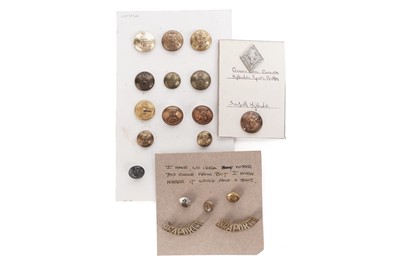 Lot 225 - A selection of military buttons