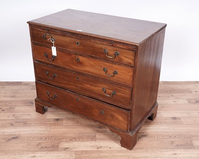 Lot 109 - A George III bachelor’s chest of drawers